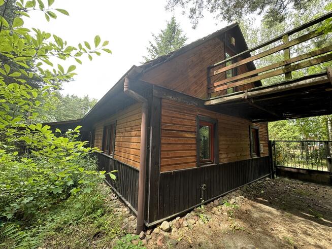 Piękne siedlisko 1645 m2 ze stawem w Błogoszczy