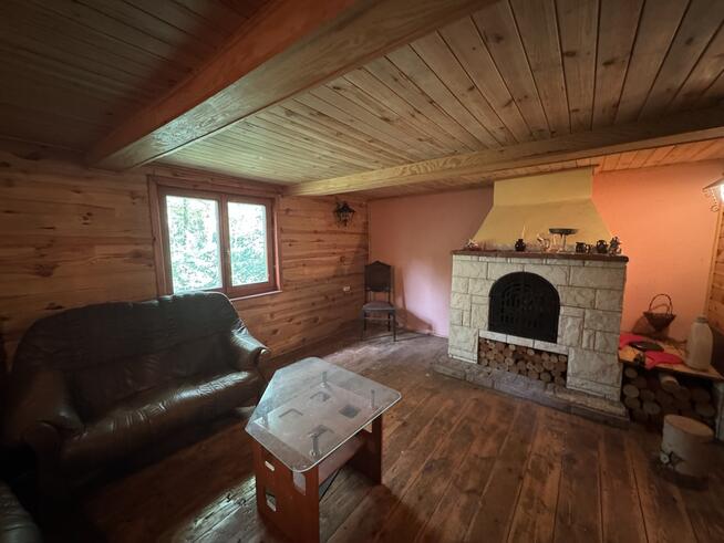 Piękne siedlisko 1645 m2 ze stawem w Błogoszczy