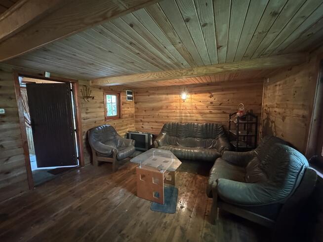 Piękne siedlisko 1645 m2 ze stawem w Błogoszczy