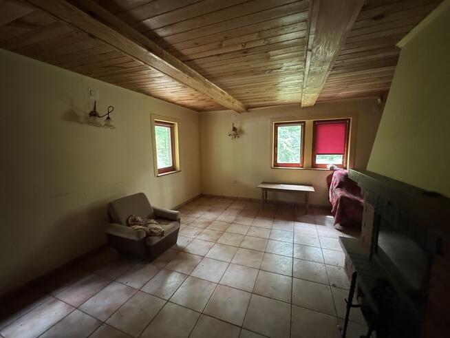 Piękne siedlisko 1645 m2 ze stawem w Błogoszczy