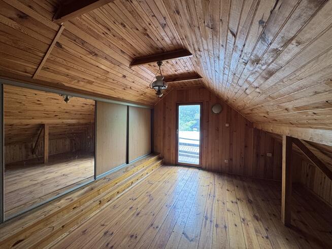 Piękne siedlisko 1645 m2 ze stawem w Błogoszczy