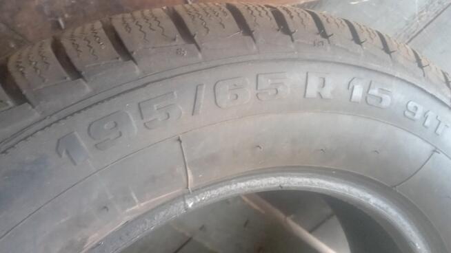 Opony zimowe Myki 2szt 195/65/15 (5222)