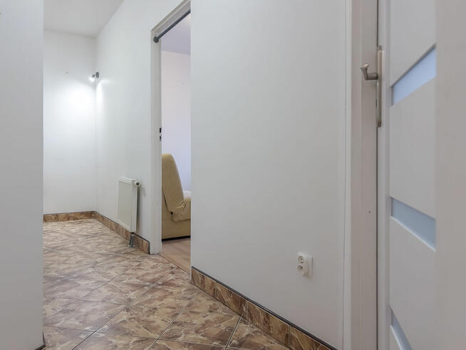 Sprzedam mieszkanie 2 pokoje 42,3m2 , piwnica 5m2