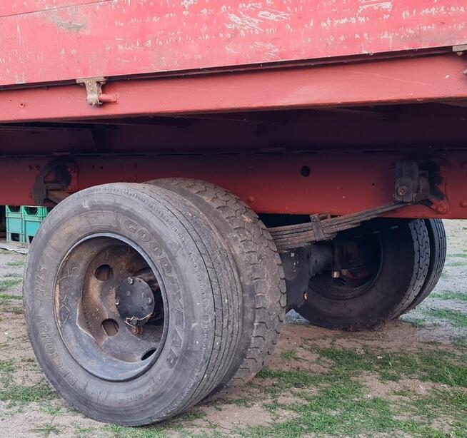 PRZYCZEPA na resorach (bliźniak) ciężarowa/rolnicza/burtowa