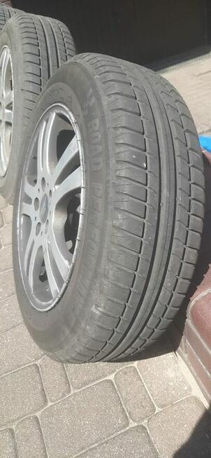Felgi Aluminiowe 15 cali Toyota plus komplet opon letnich 20