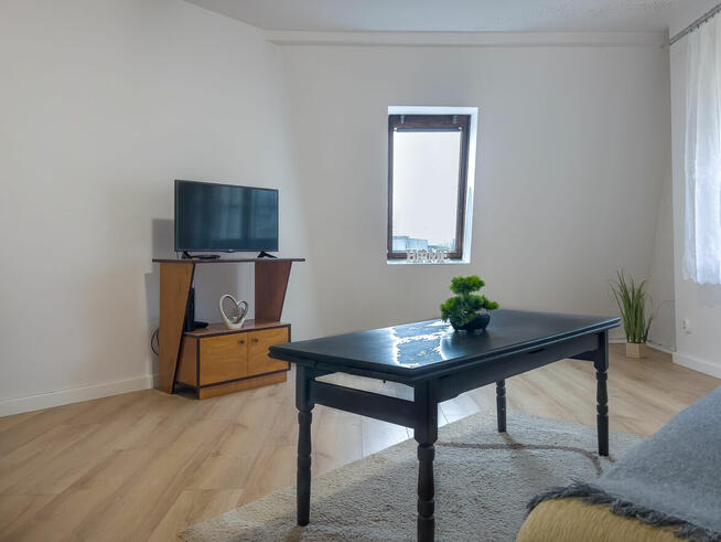 Sprzedam mieszkanie 2 pokoje 42,3m2 , piwnica 5m2