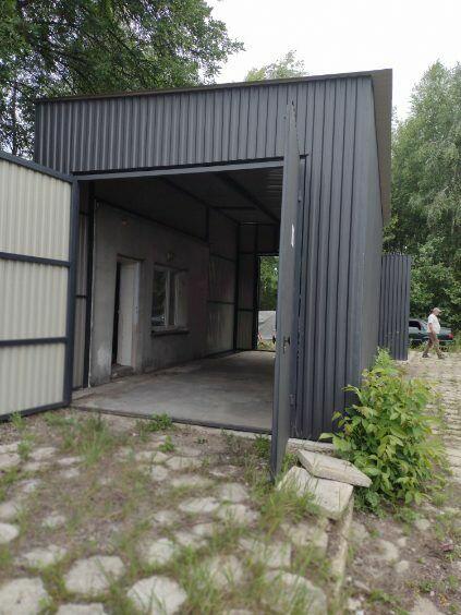 Pomieszczenia warsztatowo - magazynowe