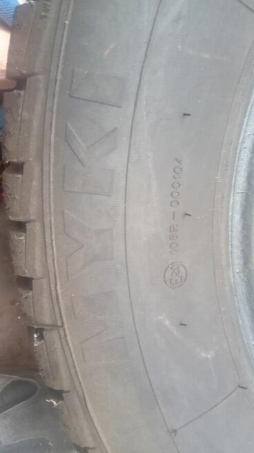 Opony zimowe Myki 2szt 195/65/15 (5222)