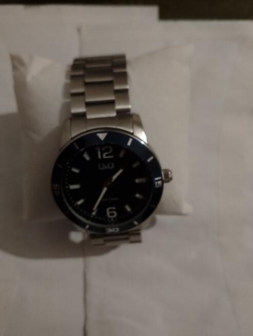 Stylowy zegarek marki Q&Q