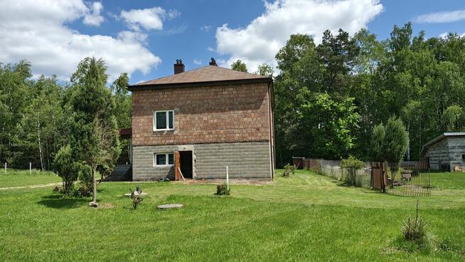 Murowany dom w Żdżarach