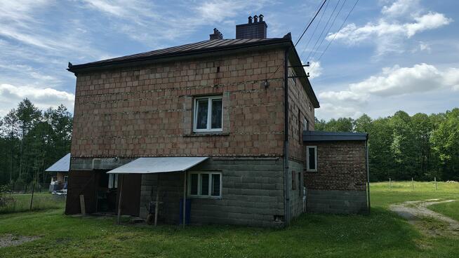 Murowany dom w Żdżarach