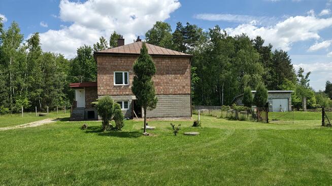 Murowany dom w Żdżarach