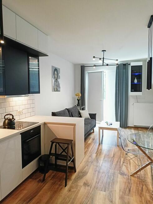 2 POKOJOWE Z GARAŻEM,3 MIN. PIESZO DO STACJI PKP Grodzisk M