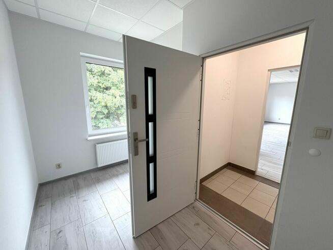 Lokal na biuro, usługi, manicure, salon odnowy w Otrębusach