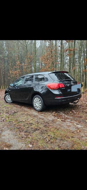 Opel Astra J kombi 2013
