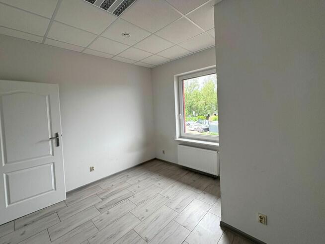 Lokal na biuro, usługi, manicure, salon odnowy w Otrębusach