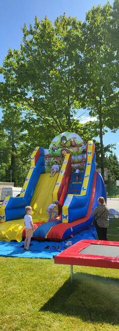 Zjeżdżalnia dmuchaniec