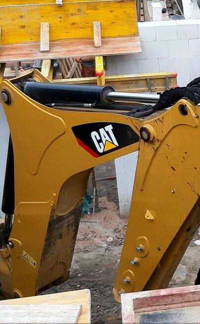 Przyjmę zlecenia na KOPARKO-ŁADOWARKĘ /KRAKÓW I OKOLICE