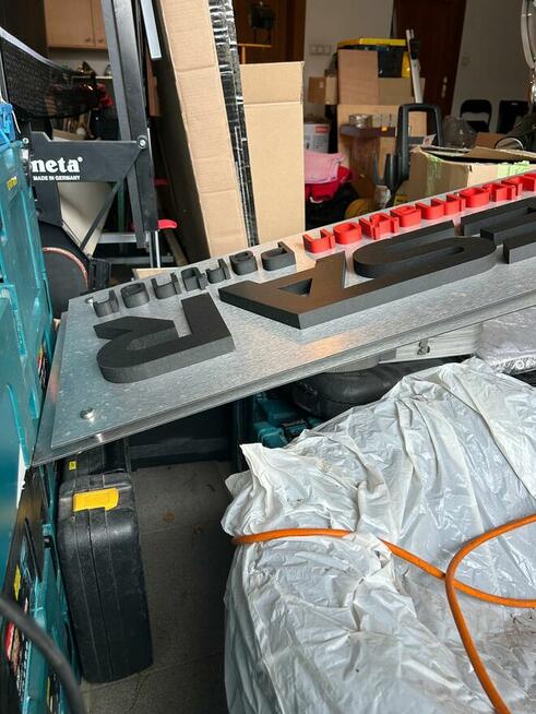 Syndyk sprzedaje ruchomości i zapasy po firmie Stesar Sp.K.