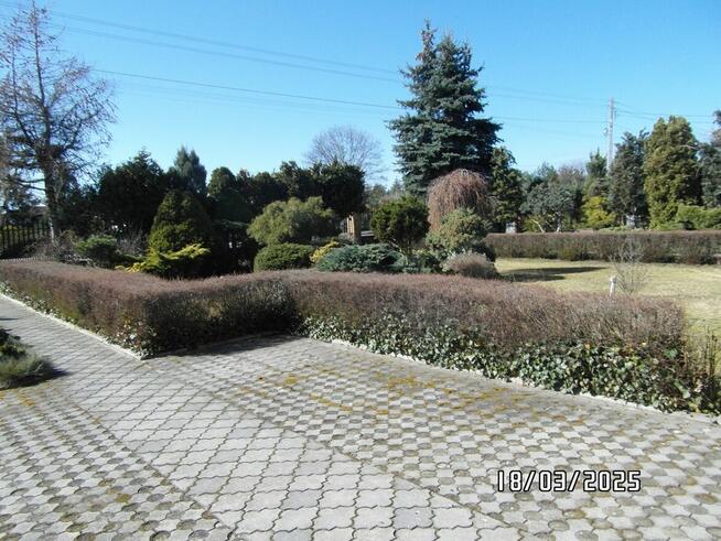 DOM PO REMONCIE NA ŁADNEJ ZAGOSPODAROWANEJ DZIAŁCE W KUTNIE