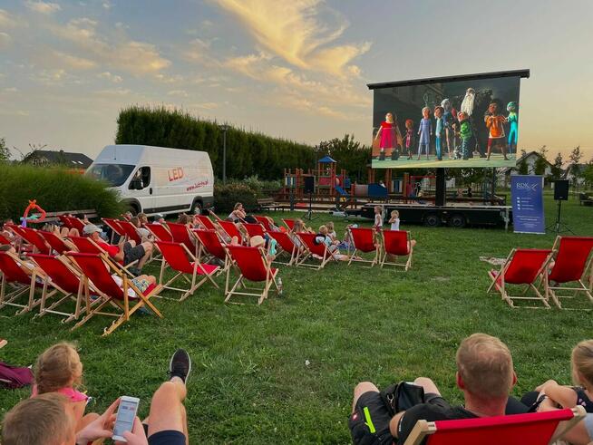 Wynajem Leżaków – kino plenerowe, festiwale, pikniki