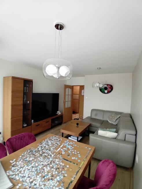 Sprzedam mieszkanie ul. Piastów - pierwsze piętro, 3 pokoje