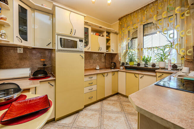 Targówek, dom mieszkalny, usługowy lub inwestycja.