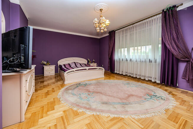 Targówek, dom mieszkalny, usługowy lub inwestycja.