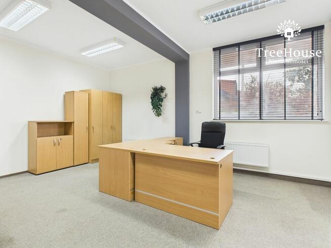 Olsztyn – budynek biurowy z 2 wejściami + parking