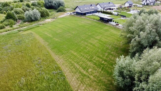 Działka z linią brzegową - gotowa do budowy domu