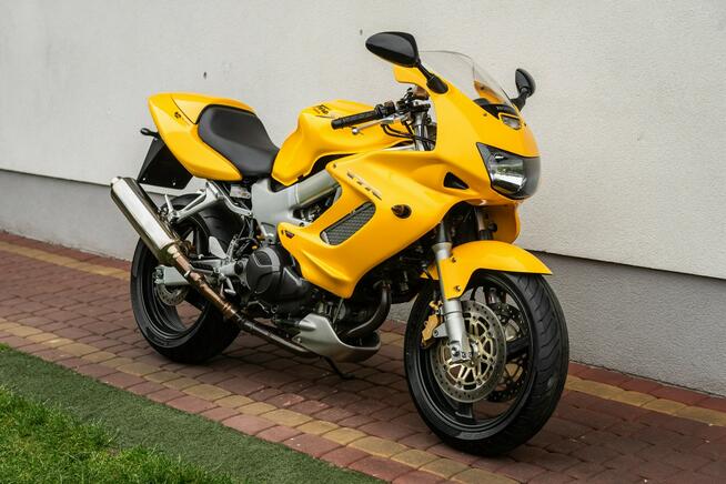Honda VTR 1100 1998 RATY Wysyłka TRANSPORT Stan KOLEKCJONERSKI Największy Wybór