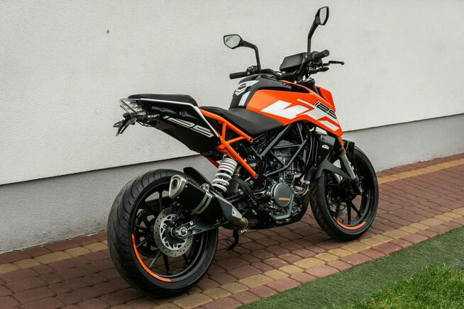 KTM duke 125 R 2017 ABS POLIFT Raty Transport Największy Wybór Moto 125 W PL