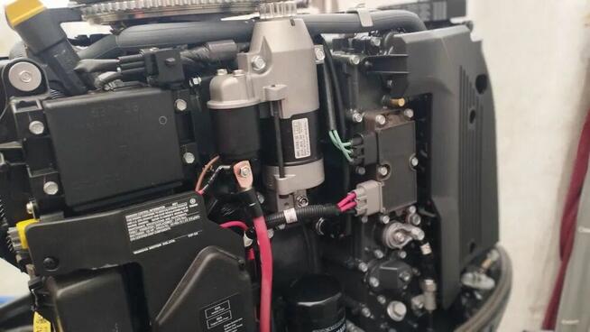 Silnik zaburtowy YAMAHA 150