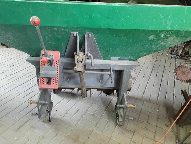 sprzedam maszyny rolnicze