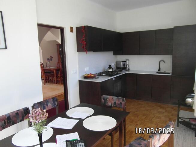 DOM PO REMONCIE NA ŁADNEJ ZAGOSPODAROWANEJ DZIAŁCE W KUTNIE