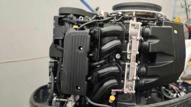 Silnik zaburtowy YAMAHA 150