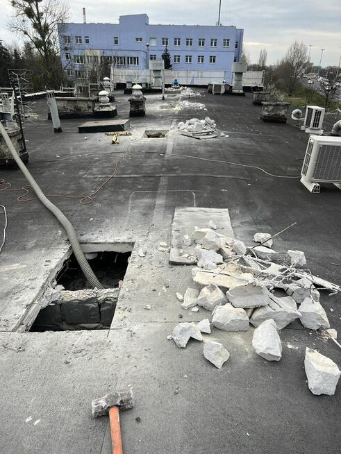 Ocieplenie dachu stropu wełna wdmuchiwana celuloza piana pur