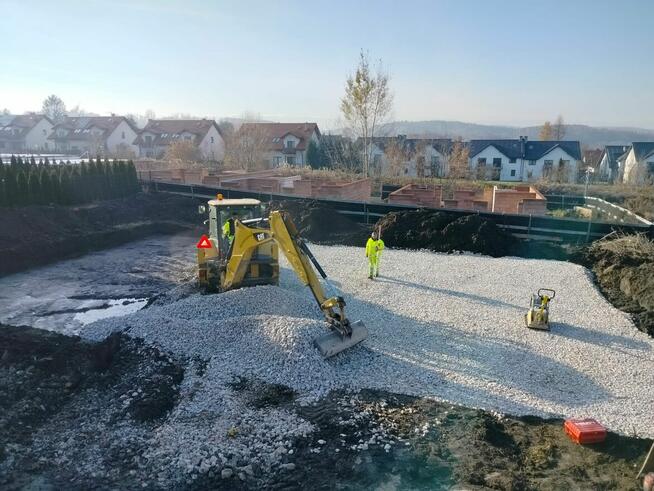 Przyjmę zlecenia na KOPARKO-ŁADOWARKĘ /KRAKÓW I OKOLICE