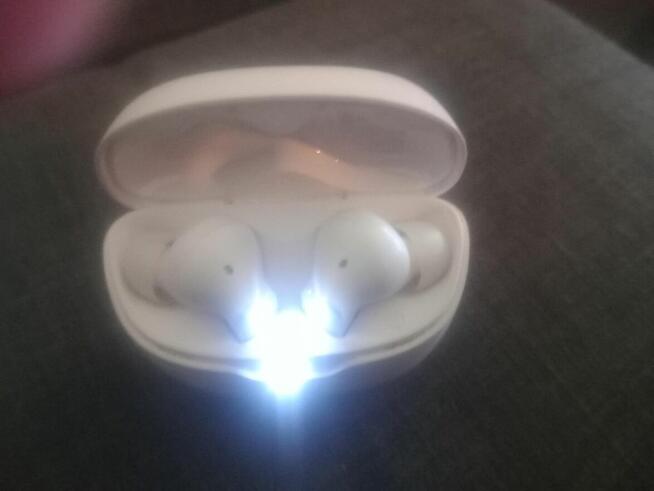 Do sprzedania słuchawki JBL Tube Beam, bezprzewodowe