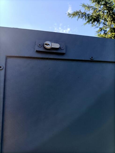 Sprzedam solidna przyczepę towarowa