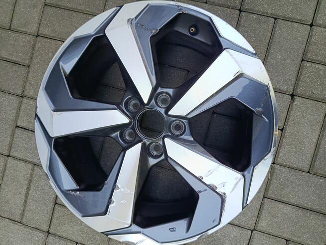 Felga Nissan Qashqai j12 III 18 x71 /2j ET45 5x114,3
