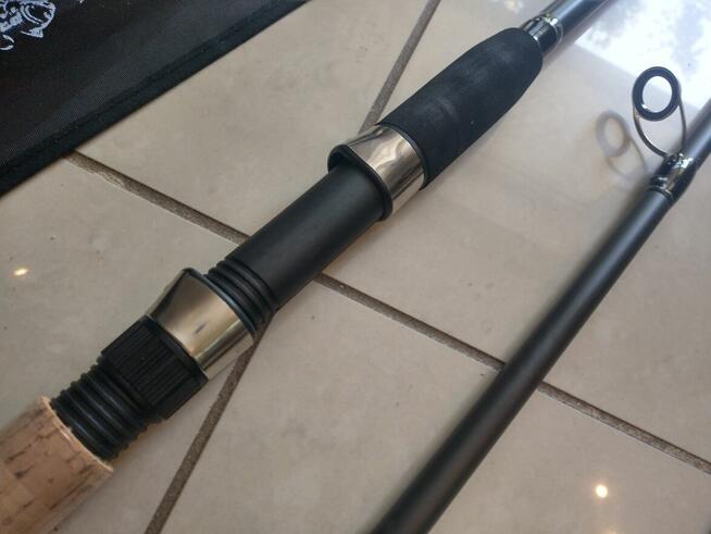 FL Sakana Hanta Ultra Feeder 3,60m c.w. do 120g węglowy