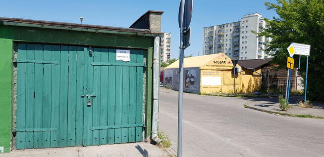 Garaż na Targowisku Miejskim w Pile do wynajęcia