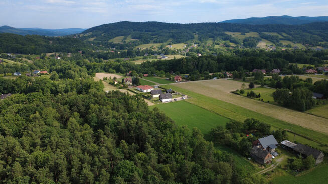 Uroczy dom jednorodzinny w zielonej okolicy, blisko Wadowic