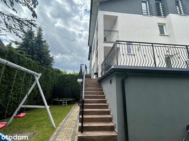 Przestronny dom bliźniak – Pruszków Żbików