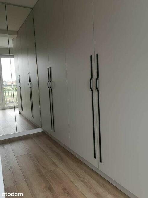 Dom w zabudowie bliźniaczej z garażem. Laszczki gmina Nadarzyn