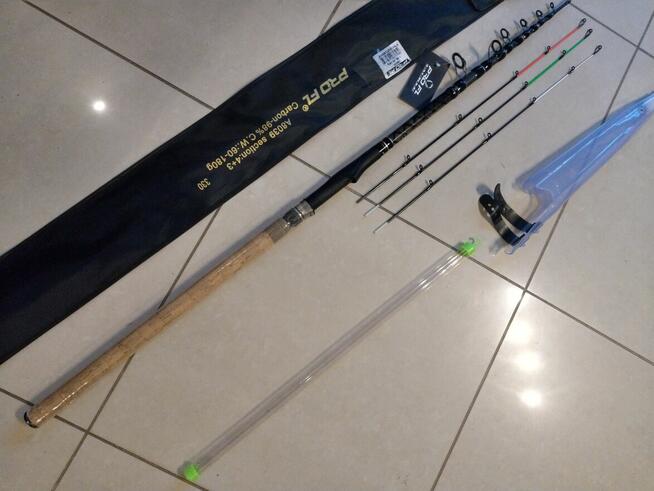 FL Tele Feeder 3,30m 60-180g mocny węglowy 3 szczytówki