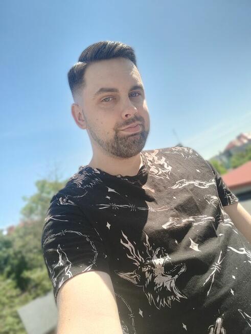 Szukam żony i potrzebuję pomocy, bo jest świetna w chowanego