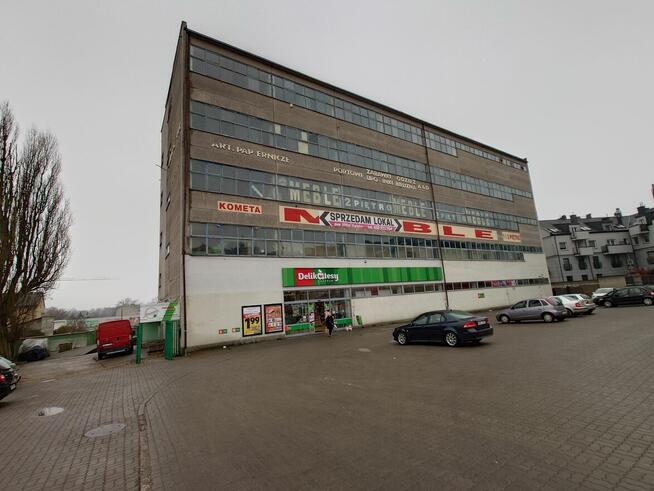 Syndyk sprzeda lokal użytkowy w Mławie