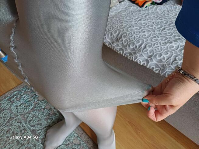 Srebrzyste rajstopy⁰